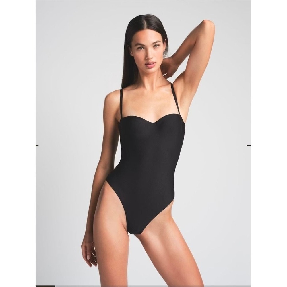 SKIMS Body Molded Underwire Bodysuit Onyx Black Size L NWT